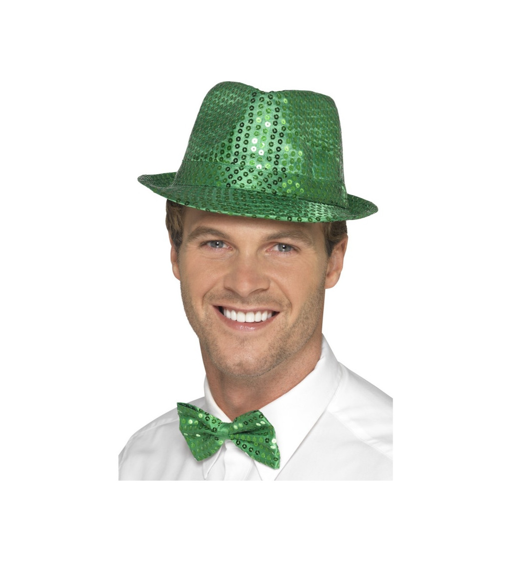 Zelený blýskavý klobouk