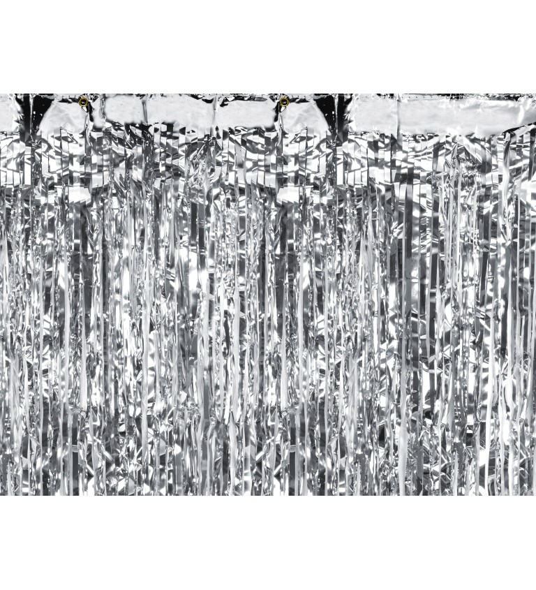 Třpytivá záclona - stříbrná dekorace